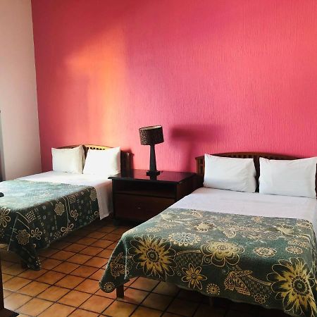 Hostal De Los Reyes Hotel Guadalajara Kültér fotó