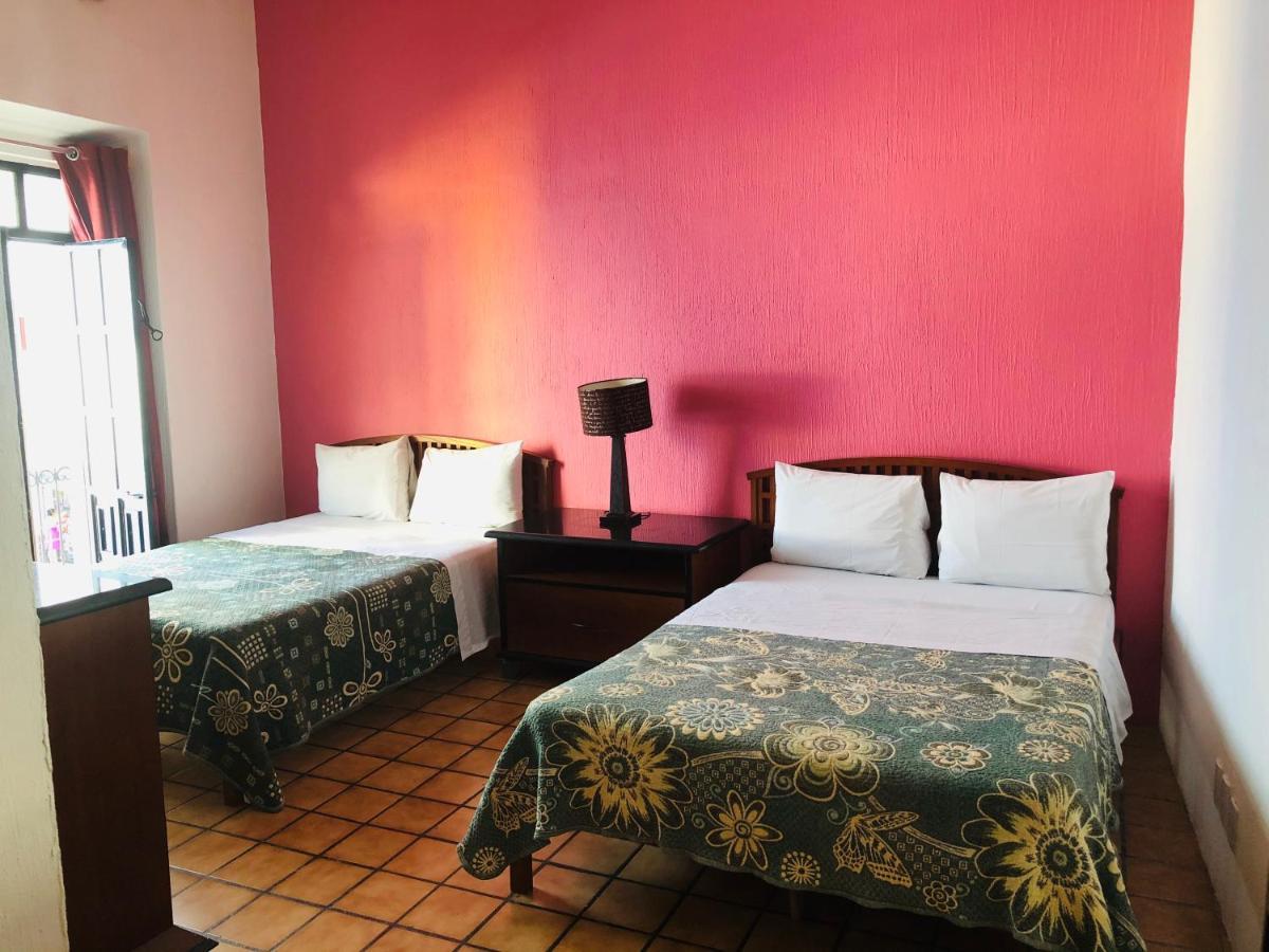 Hostal De Los Reyes Hotel Guadalajara Kültér fotó